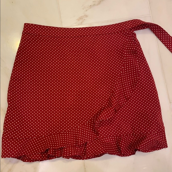 Red polka dot skirt - Picture 2 of 2